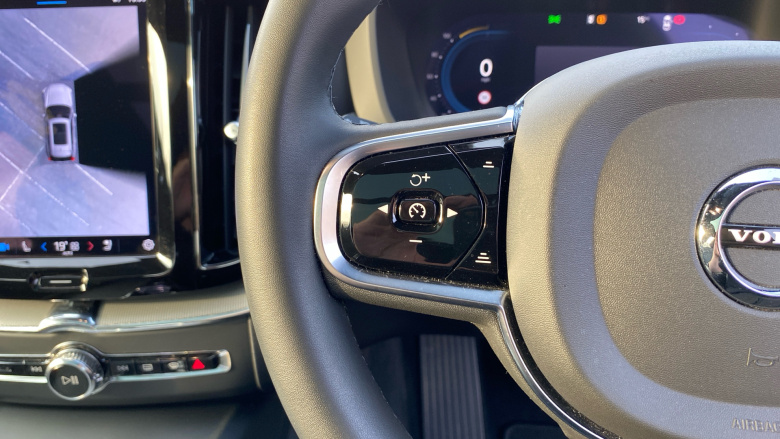 Volvo XC60 2.0 T6 [350] RC PHEV Plus Dark 5dr AWD Geartronic Estate